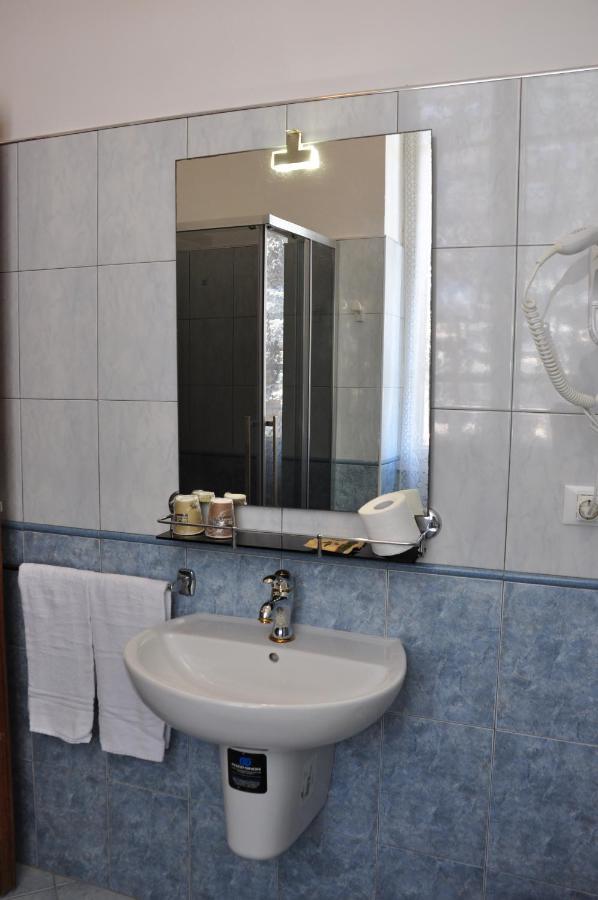 Casa Maderno Otel Toscolano Maderno Dış mekan fotoğraf